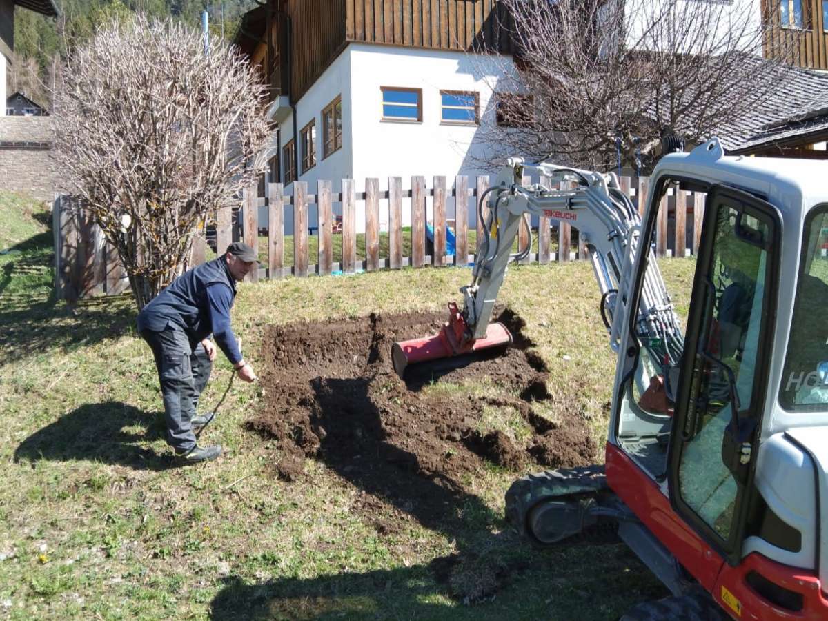 Anlage einer Reptilieninsel im Naturpark Weissensee, Foto: Naturpark Weissensee