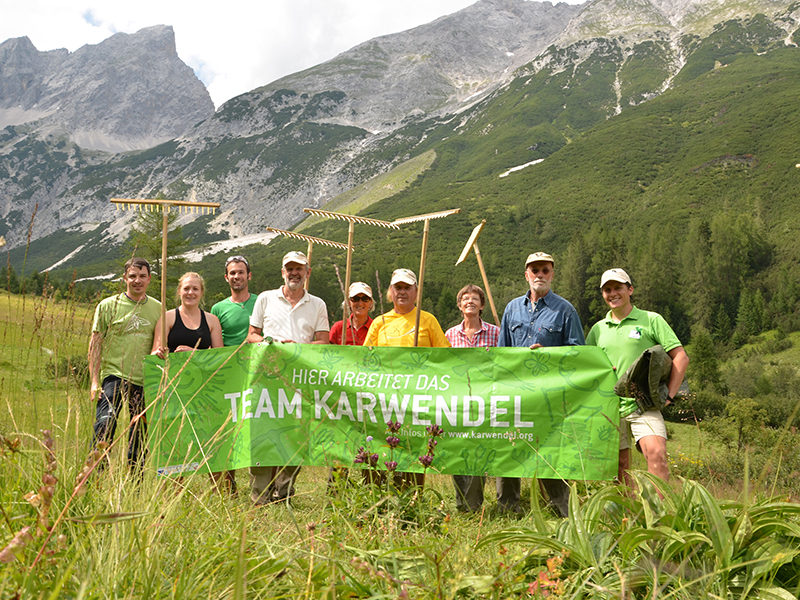 Die Freiwilligenplattform "Team Karwendel" leistet in vielen Bereichen wichtige Beiträge zum Schutz und Erhalt der Biodiversität im Naturpark Karwendel (Foto: Hermann Sonntag)