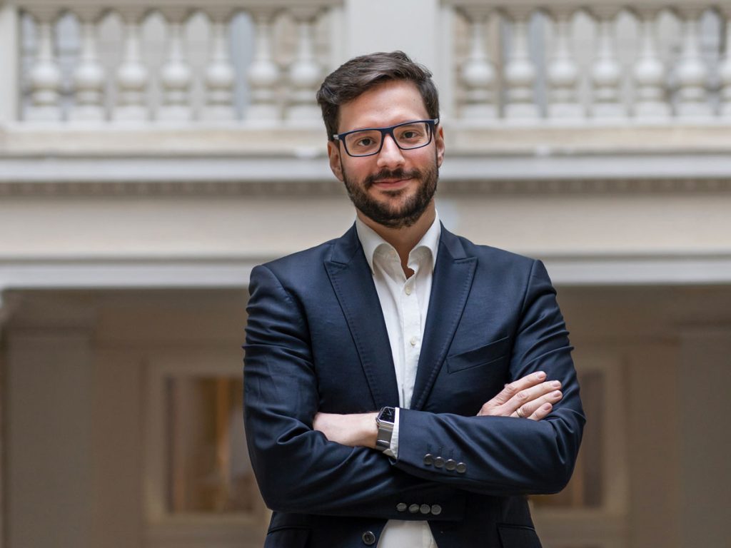 Dr. Stefan Wallner, Experte für Lichtverschmutzung